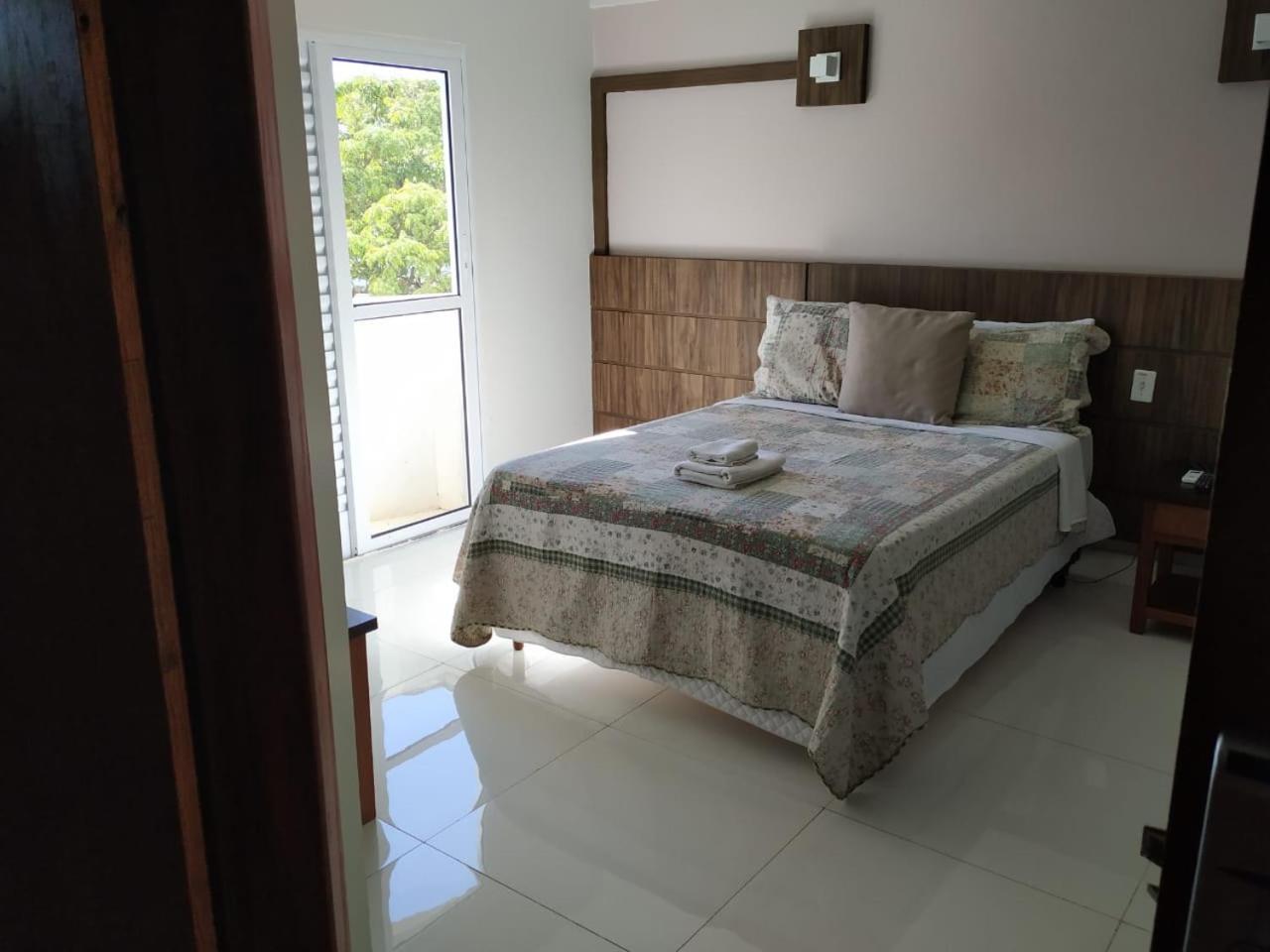 Piloes Palace Hotel Mineiros Ngoại thất bức ảnh