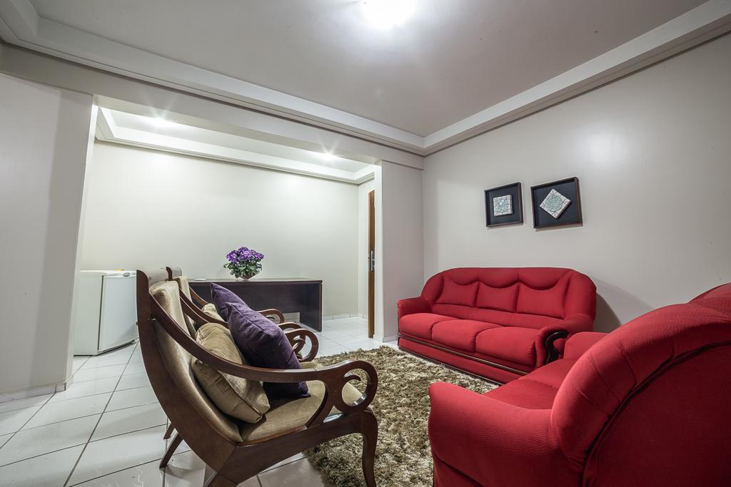 Piloes Palace Hotel Mineiros Ngoại thất bức ảnh