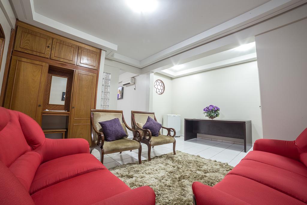 Piloes Palace Hotel Mineiros Ngoại thất bức ảnh