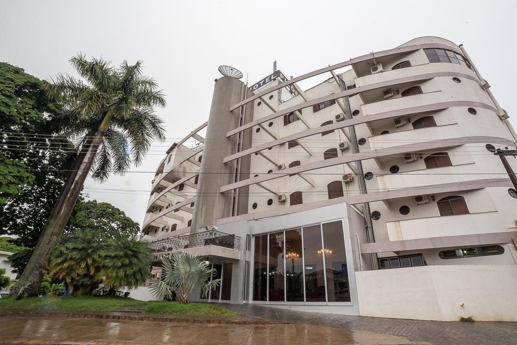 Piloes Palace Hotel Mineiros Ngoại thất bức ảnh