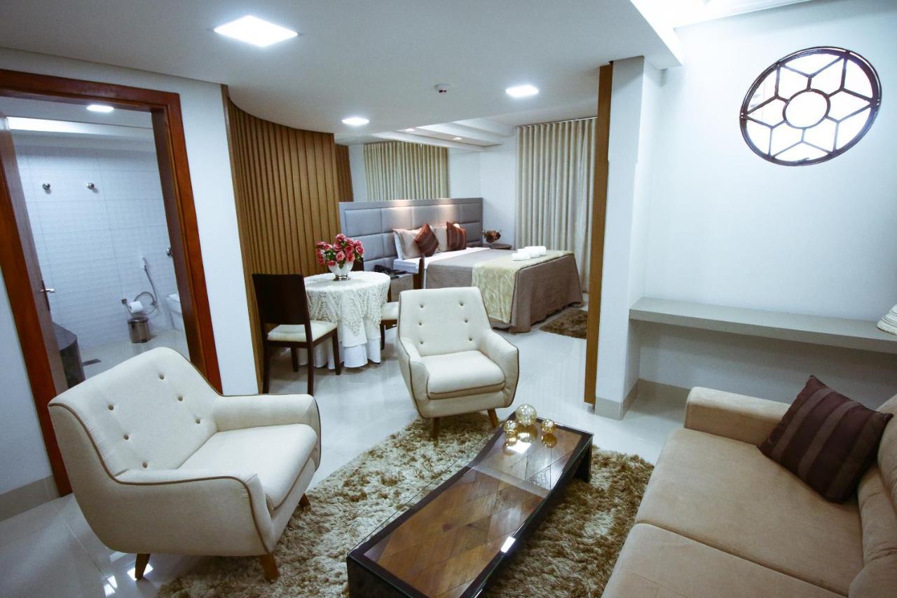 Piloes Palace Hotel Mineiros Ngoại thất bức ảnh